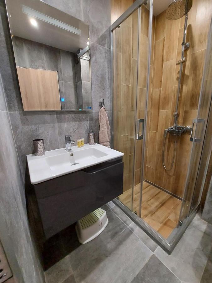 Grey Apartment Varna Bagian luar foto