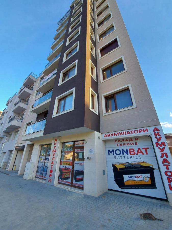 Grey Apartment Varna Bagian luar foto